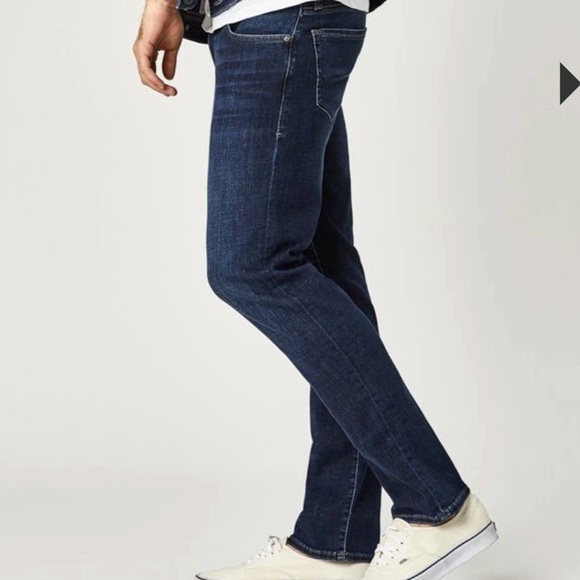 Men’s Mavi Straight Leg Zach Jeans - Picture 3 of 12